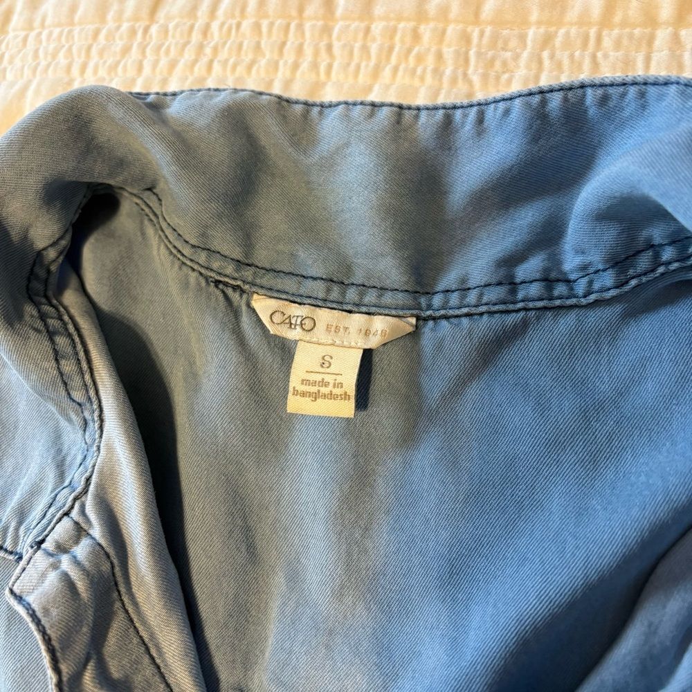 Cato Button-Up Top Blue - Picture 4 of 5